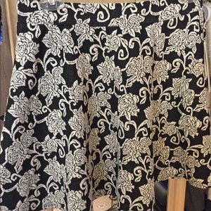 Joe B Rose Skirt - Medium